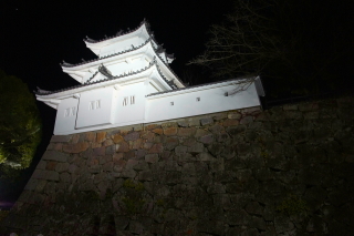 津城